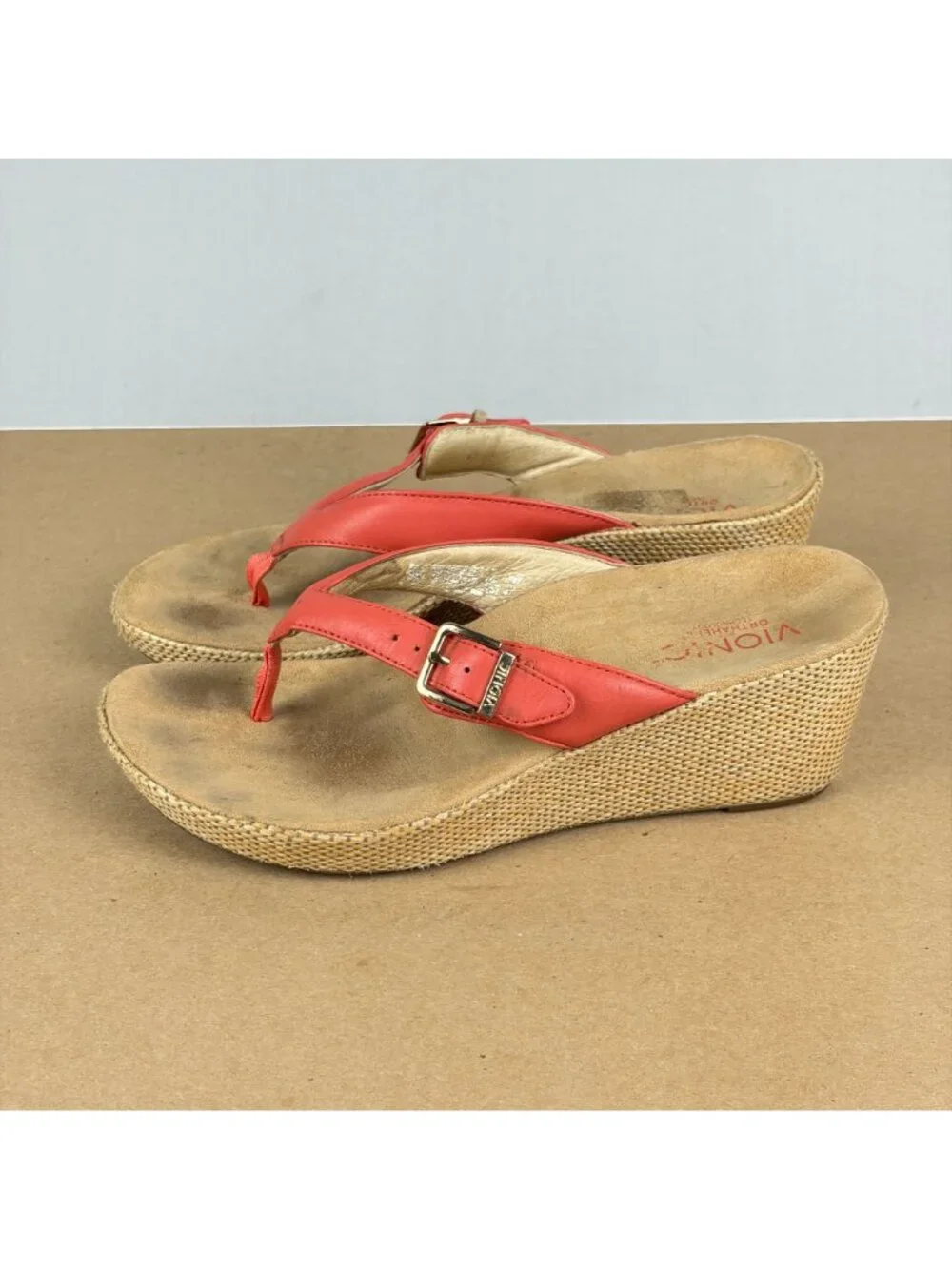 Vionic Polina Thong Wedge Sandals Womens 8 Orange Tan Leather Casual Comfort